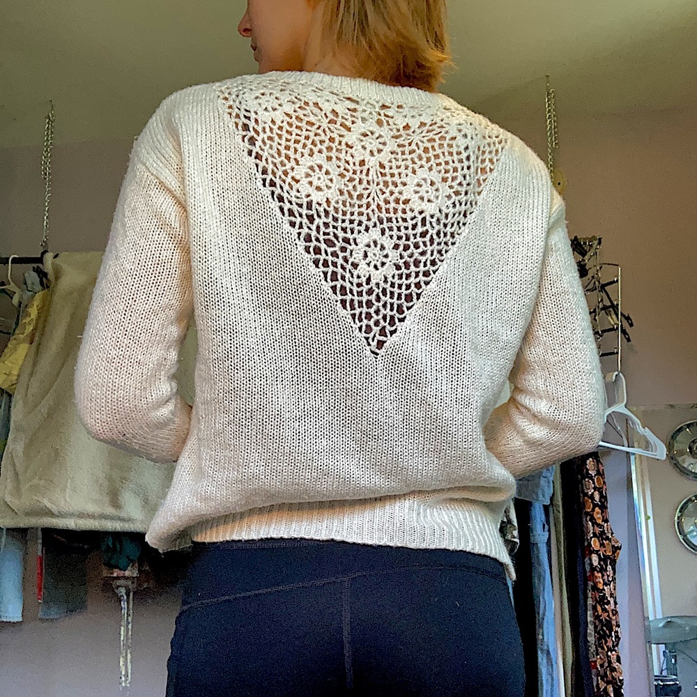 Sm. Forever 21 knit sweater W Floral back